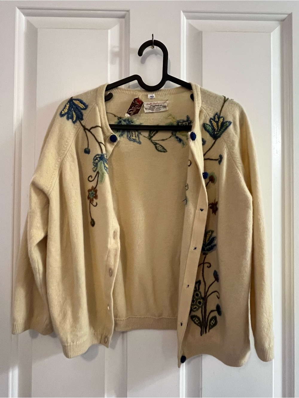 Vintage Cream Colored Embroidered Cardigan - Picture 15 of 15